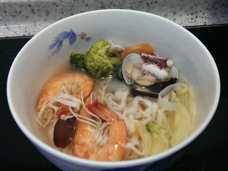 什锦海鲜汤面的做法