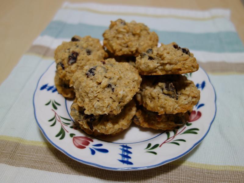 蔓越莓燕麦巧克力碎片饼干的做法