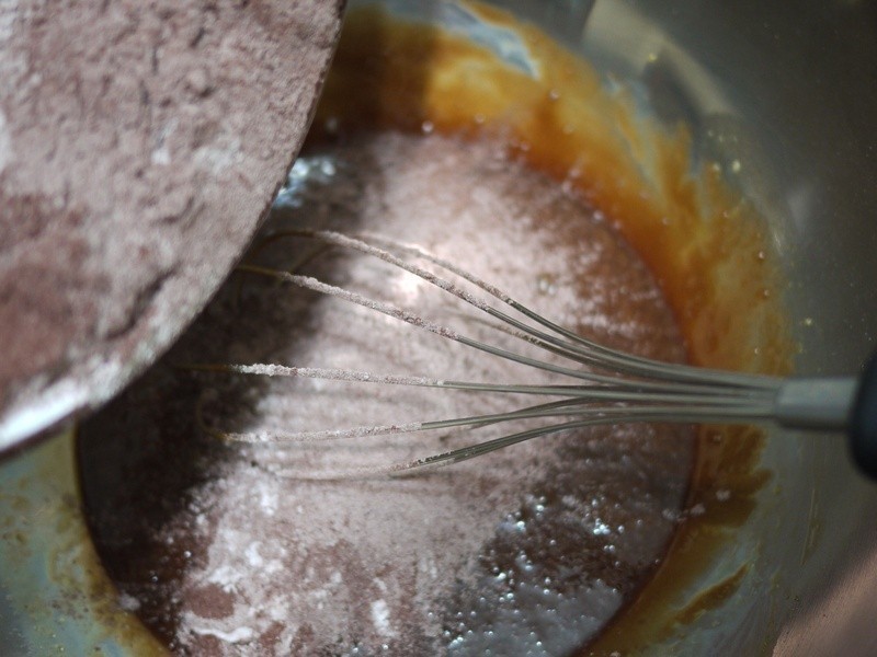 �Ⱦ���¶�ɿ����ݷ絰�������