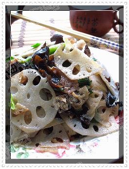 肉圆木耳炒藕片的做法