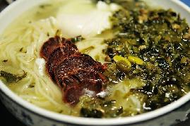 雪菜肉丝煨面的做法