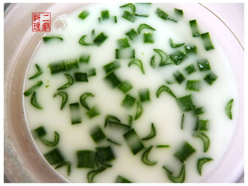 �������м������