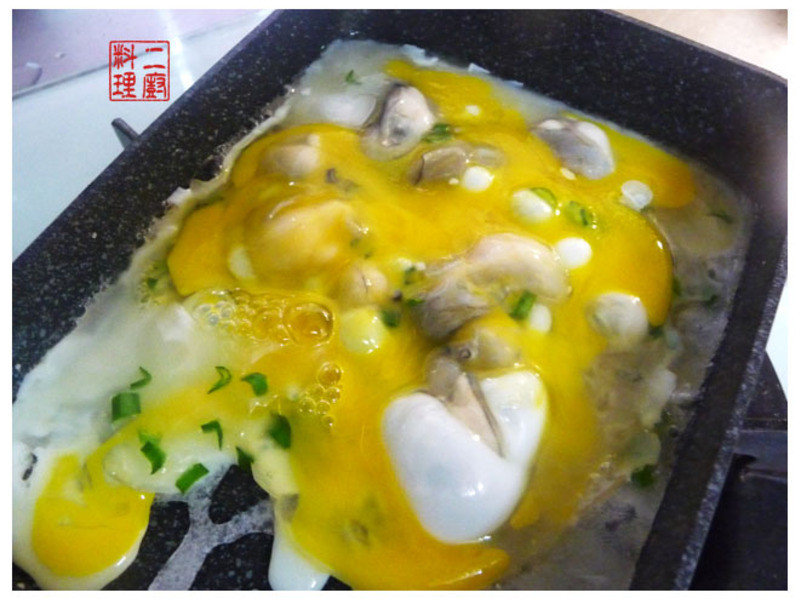 �������м������