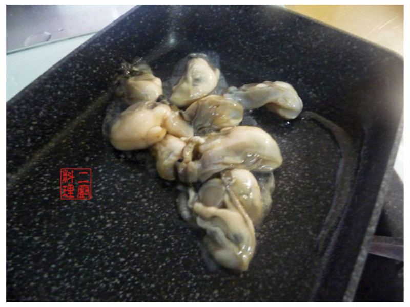 �������м������