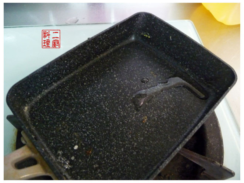 �������м������