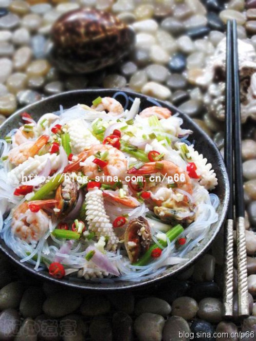 泰式海鲜粉丝沙拉的做法