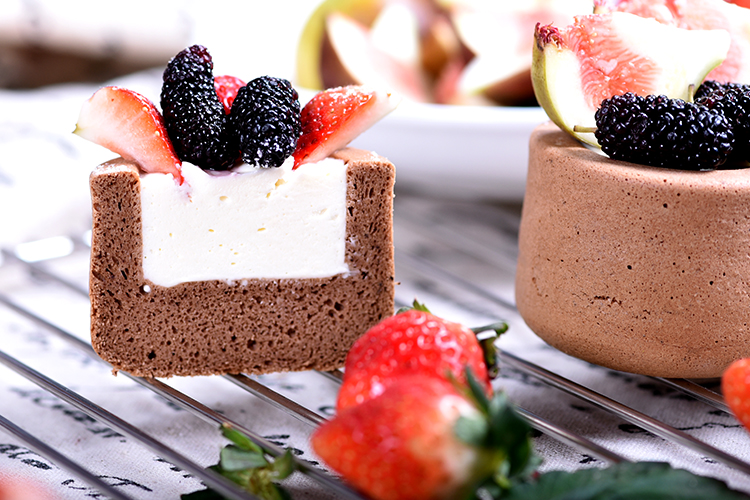 �������˿ɿɵ��Ɑ-֥ʿ���ĵ�����