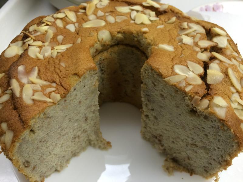 香蕉核桃戚风蛋糕的做法