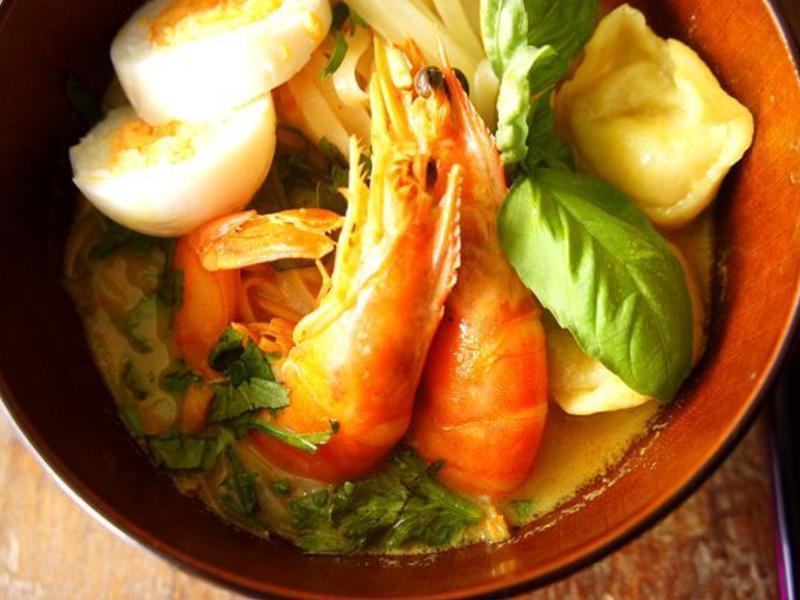 ����߷ɳ���ʺӷ۵�����