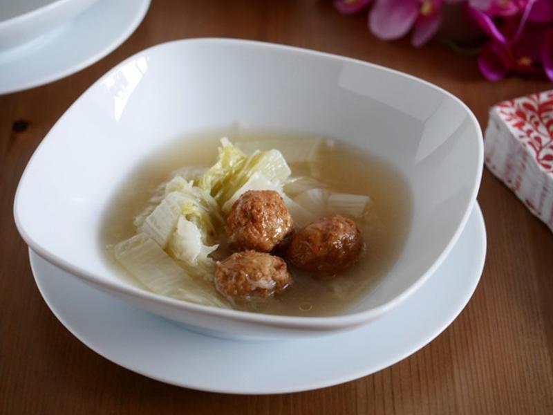 Olivia?�������-��Բʨ��ͷ������