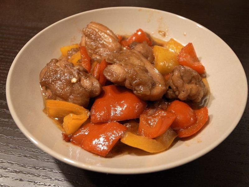 香喷喷彩椒啤酒鸡的做法