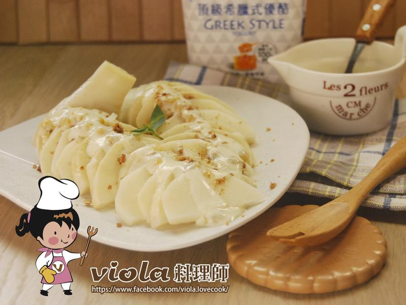 百香优酪凉拌绿竹笋的做法