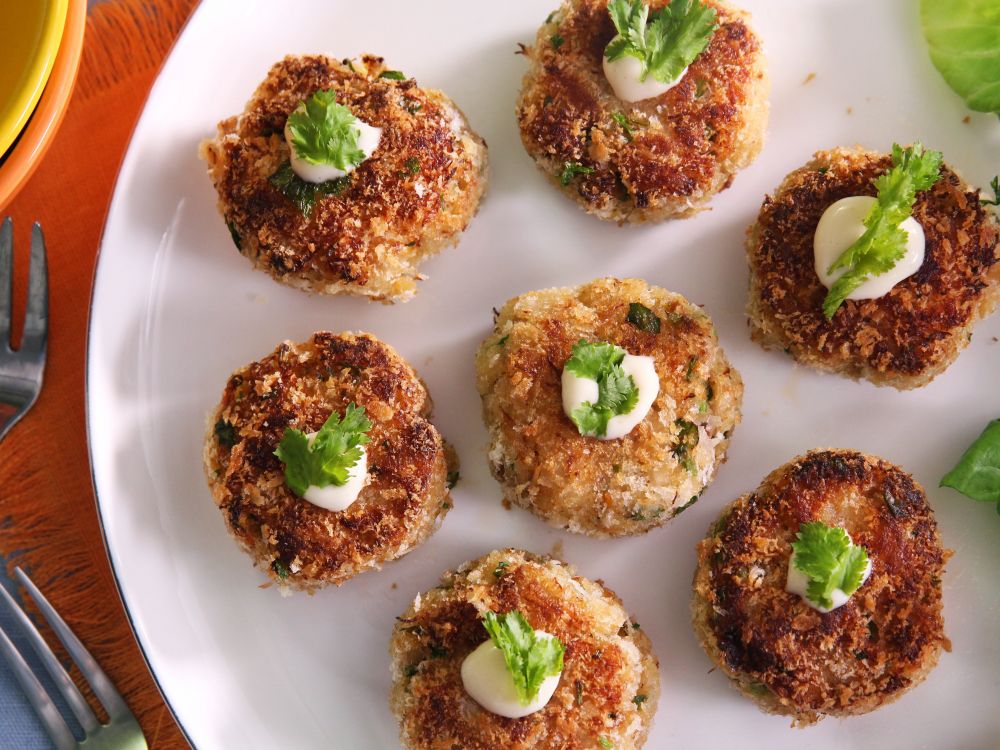 迷你蟹饼配芥末酱的做法