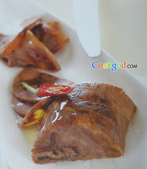 家常酱牛腱的做法