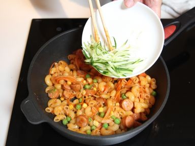 ��ʽͨ�ķ۵�����