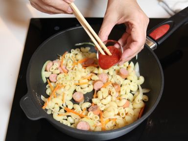 ��ʽͨ�ķ۵�����