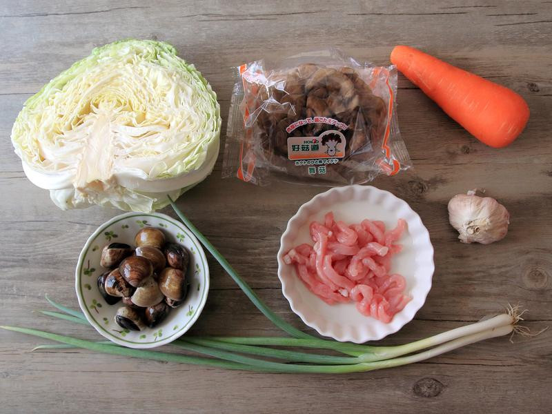 舞菇蛤蜊烩饭的做法