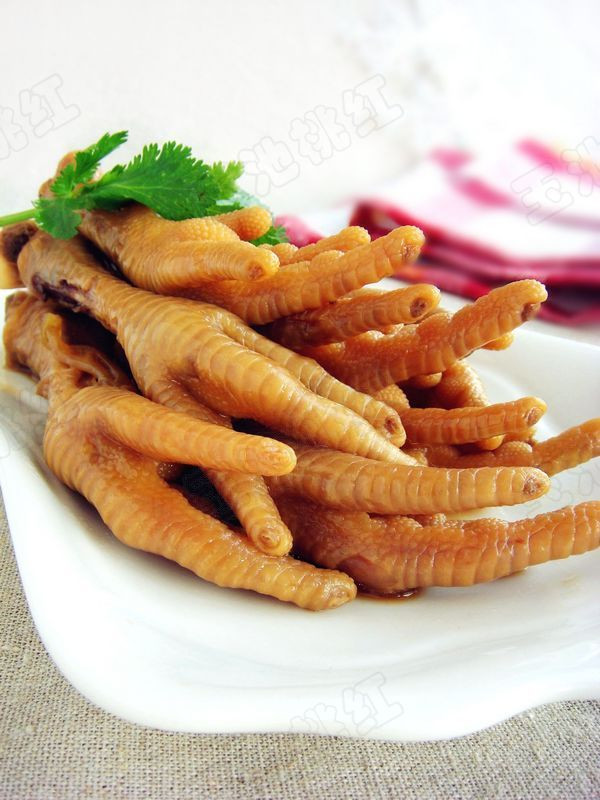 自己做超美味小零食——卤凤爪的做法