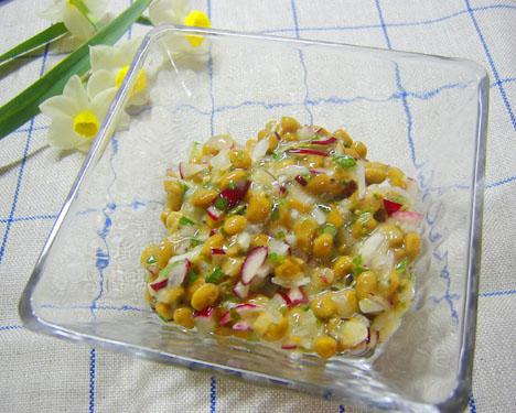 纳豆沙拉的做法