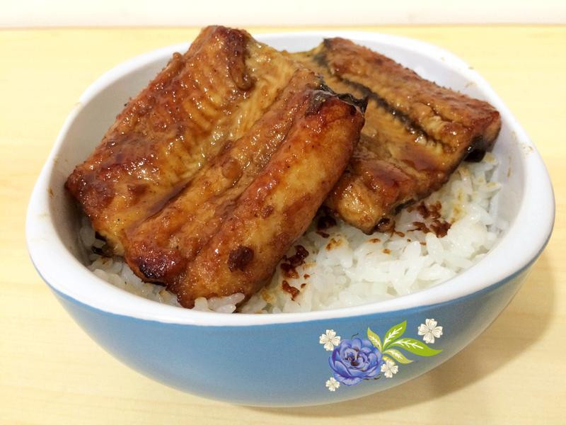 浦烧烤鳗鱼~2样食材准备好~随时动手做的做法