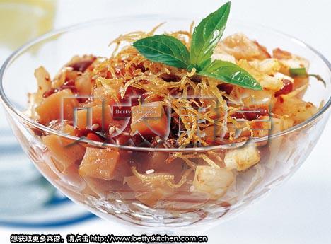 泡菜三文鱼炸薯丝的做法