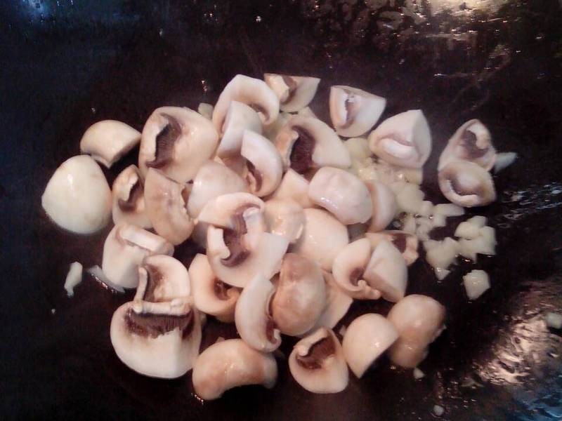 ����Ϻ�ʳ�ĥ��������