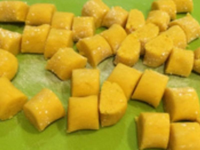 ��ɫ���ǵع�Բ������