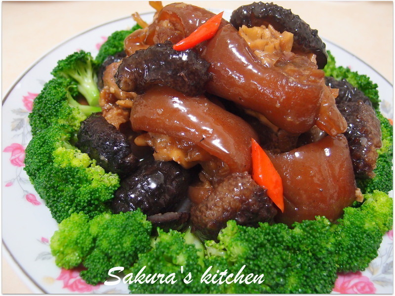 蹄花烧海参的做法