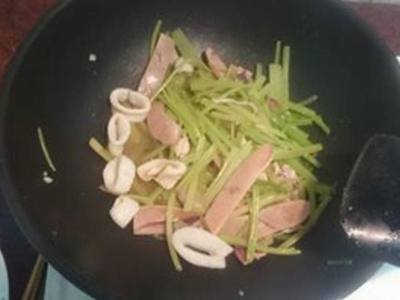 �۲˳�˫�ʵ�����