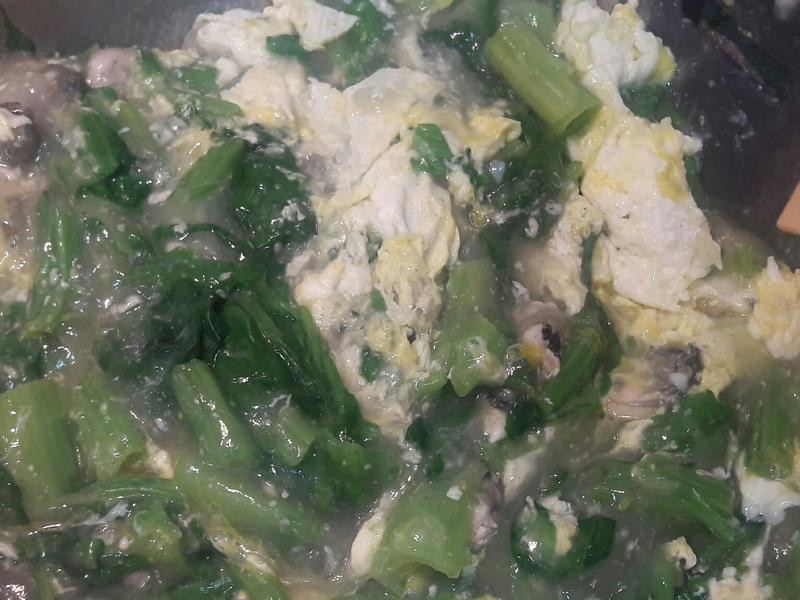 �������м������