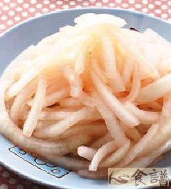 ����е�����