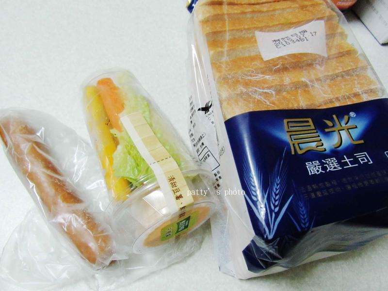 һ���ȹ�����С��������ʳ�У�������