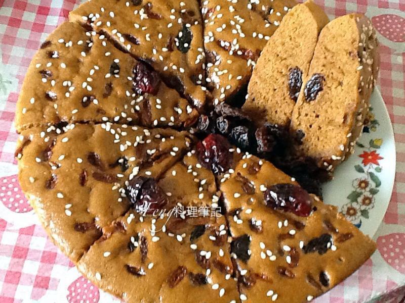 坚果黑糖糕的做法