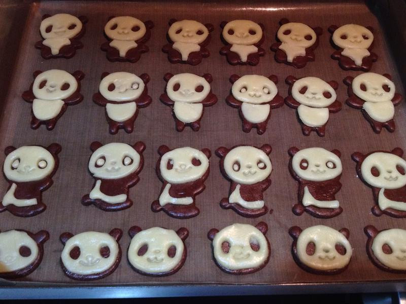 �ɰ���è���ɵ�����