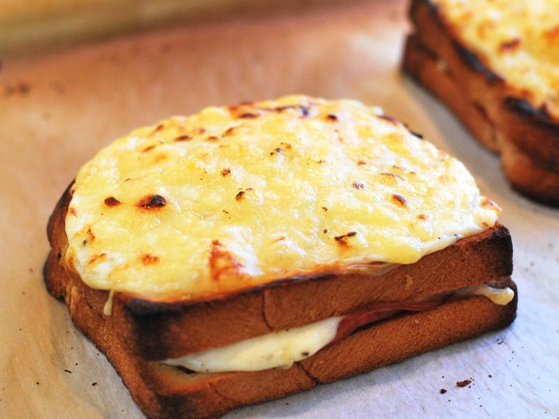 ��ʽ���ȵ���˾�����̫̫�����ε�����