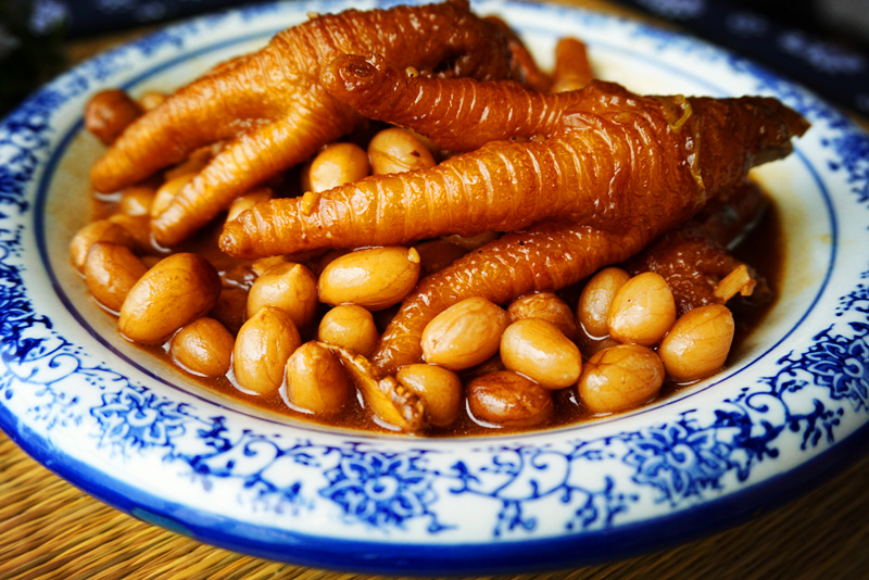 花生凤爪的做法