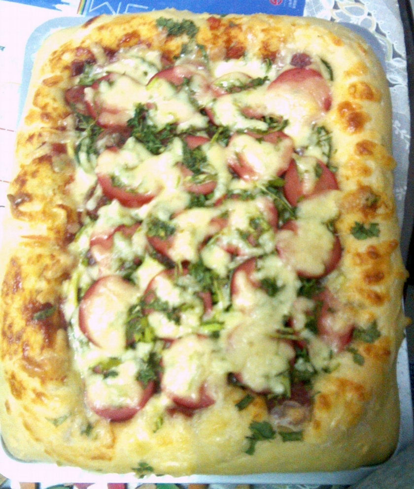 香脆红肠披萨的做法