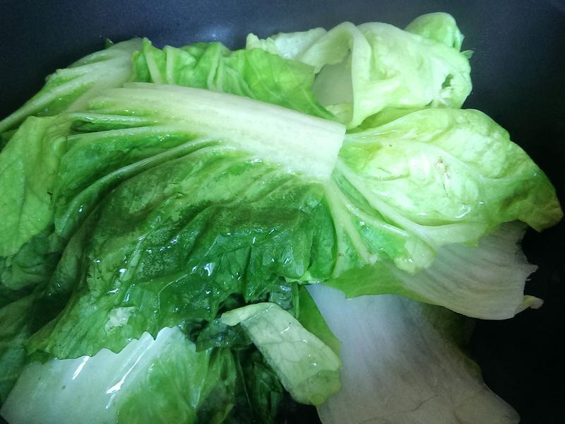 ���С�� �����ӵ�ˮ������ ��ײ�����Ƭ������