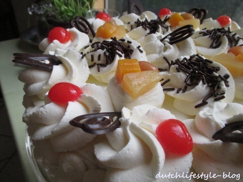 把拔爱的手作奶油蛋糕的做法