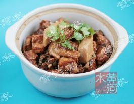 香芋干锅鸡的做法