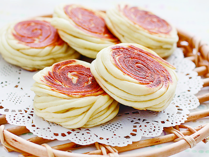 《妈妈的味道!幸福百变面点》盘丝煎卷的做法