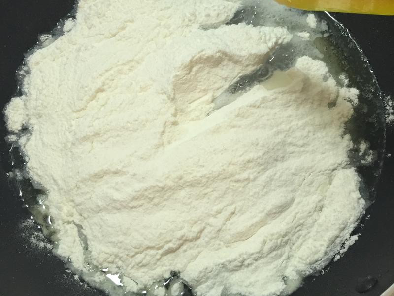 ��ɫ��Ƥ�±�������