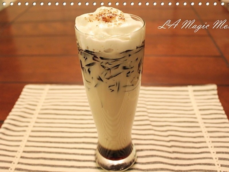 黑糖仙草奶冻的做法