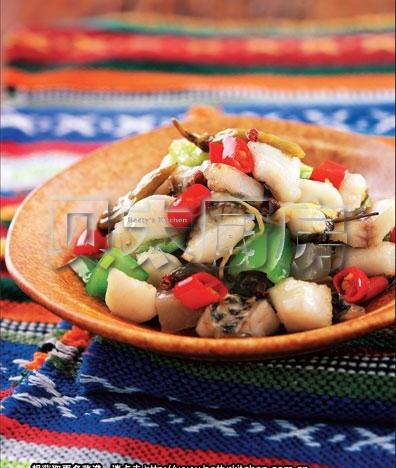 小米辣椒炒罗非鱼的做法