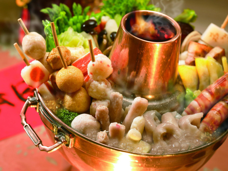 ���ú������������