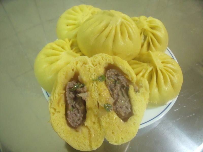 金黄洋葱牛肉包子的做法