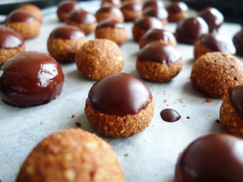 Kruidnoten ����ʥ��СԲ�� I������