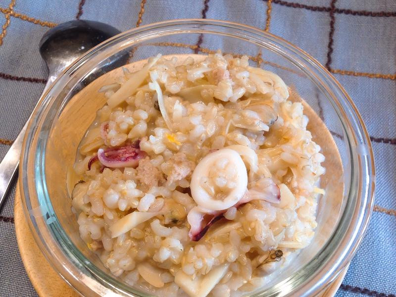 竹笋海鲜糙米粥的做法