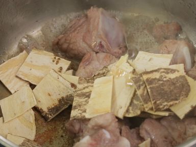 ���ζ������Źǵ�����