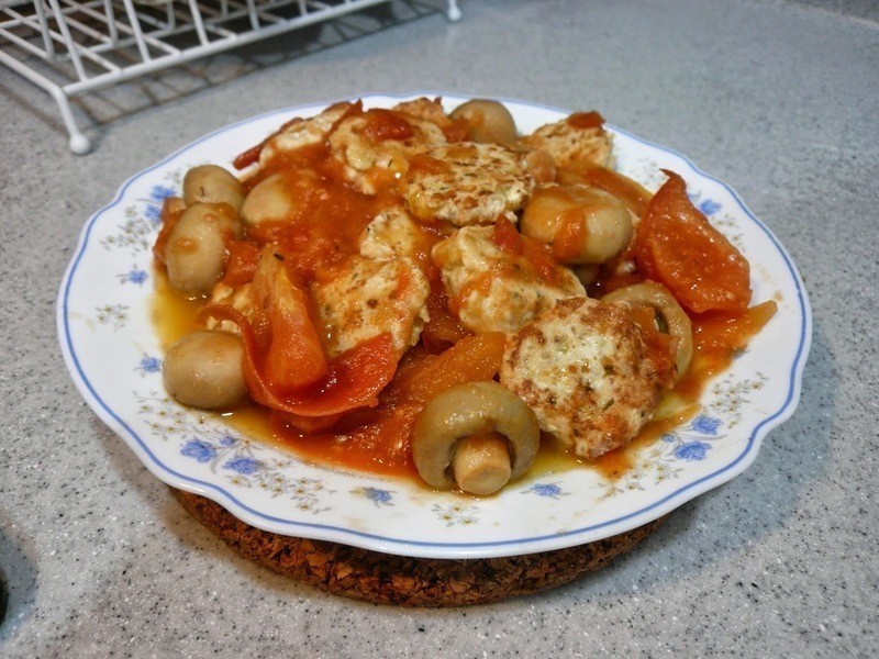 蕃茄磨菇香草鸡肉饼的做法